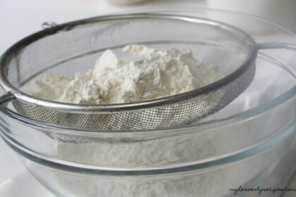 cara menghilangkan gumpalan tepung