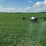 jarak drone dari tanaman